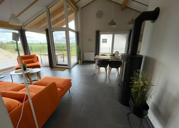 G1 Eingezaeuntes Haus Mit Kamin In Eckwarderhoerne By Interhome *