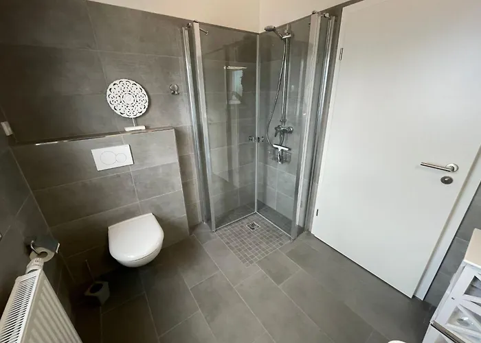 G1 Eingezaeuntes Haus Mit Kamin In Eckwarderhoerne By Interhome * Grosswurden