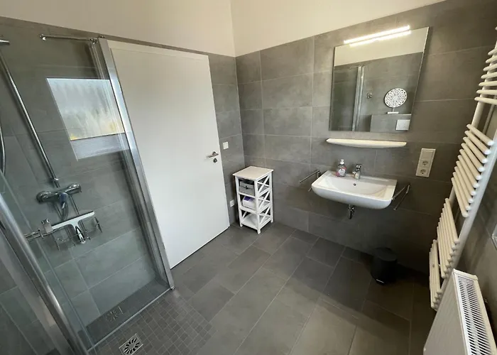 G1 Eingezaeuntes Haus Mit Kamin In Eckwarderhoerne By Interhome *