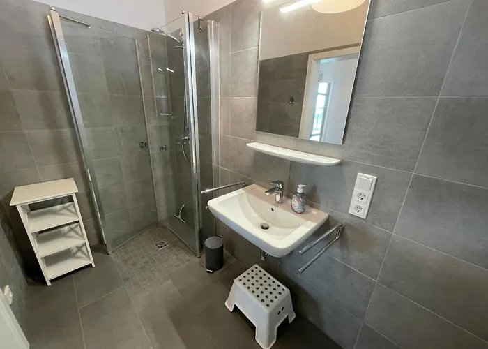 G1 Eingezaeuntes Haus Mit Kamin In Eckwarderhoerne By Interhome Σπίτι διακοπών Grosswurden