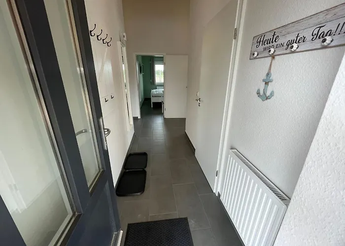 G1 Eingezaeuntes Haus Mit Kamin In Eckwarderhoerne By Interhome Σπίτι διακοπών Grosswurden